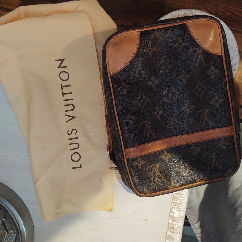 Louis Vuitton crossbody